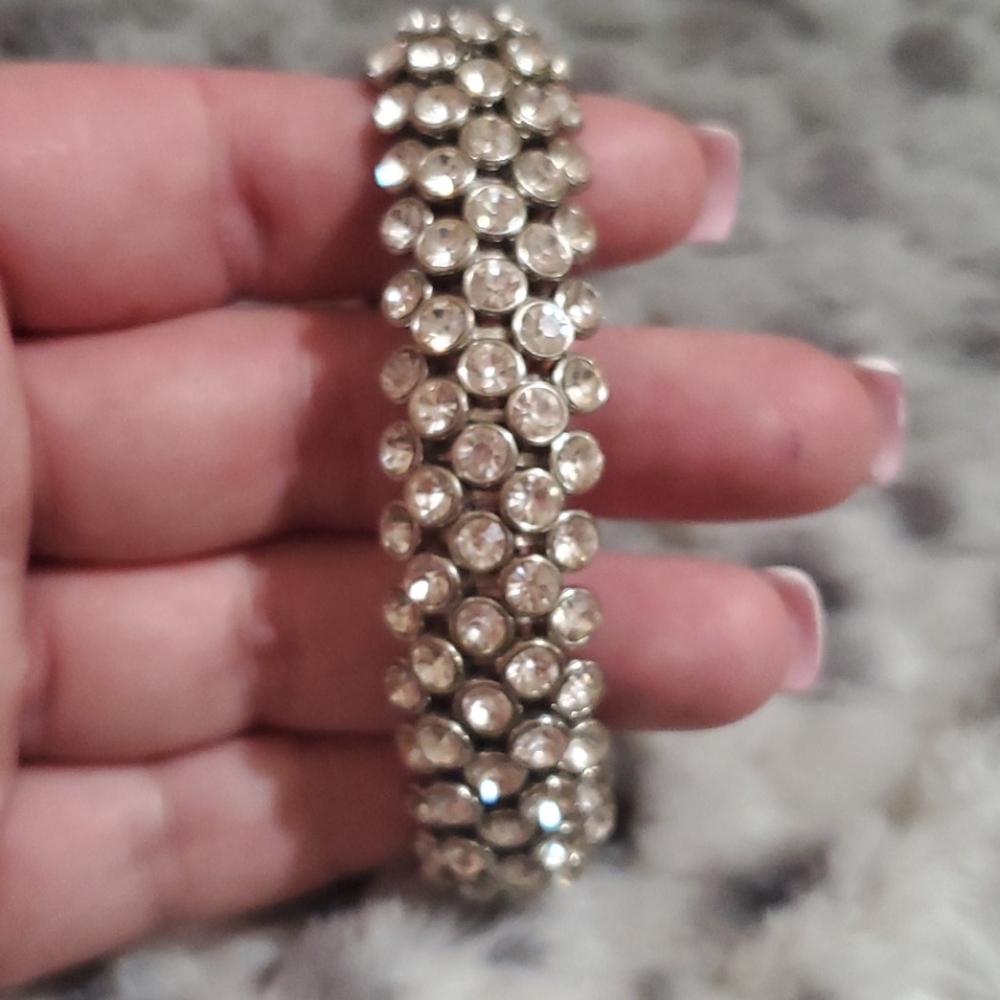 Silver necklace with crystals